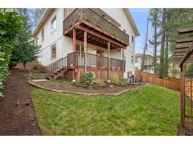 3488 RIVER HEIGHTS Dr, Springfield, OR 97477