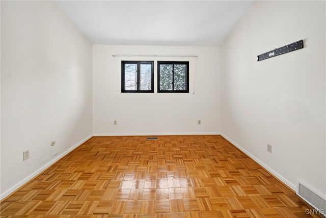 637 Village Blvd North, Van Buren, NY 13027