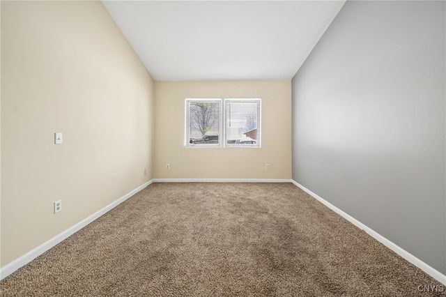 637 Village Blvd North, Van Buren, NY 13027