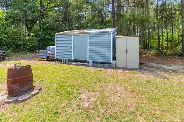 203 Drew Street, Raeford, NC 28376