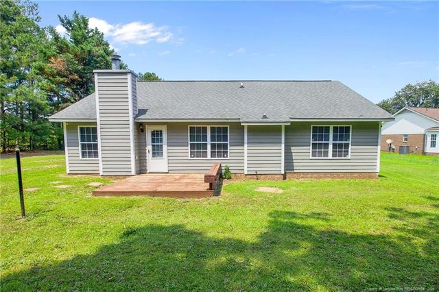 203 Drew Street, Raeford, NC 28376
