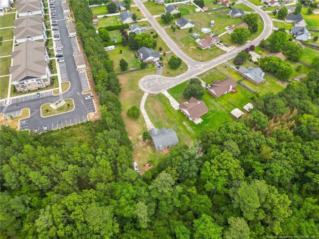 203 Drew Street, Raeford, NC 28376
