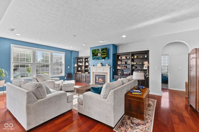 1393 Padana Drive, Greenwood, IN 46143