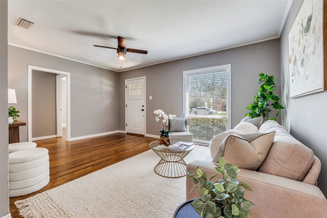 9039 Redondo Drive, Dallas, TX 75218