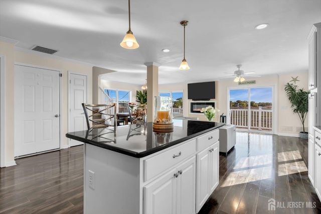 607 BAY Avenue, Union Beach, NJ 07735