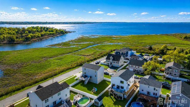 607 BAY Avenue, Union Beach, NJ 07735