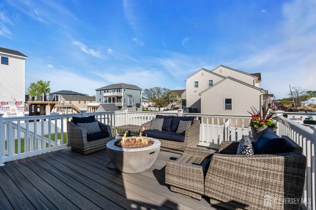 607 BAY Avenue, Union Beach, NJ 07735