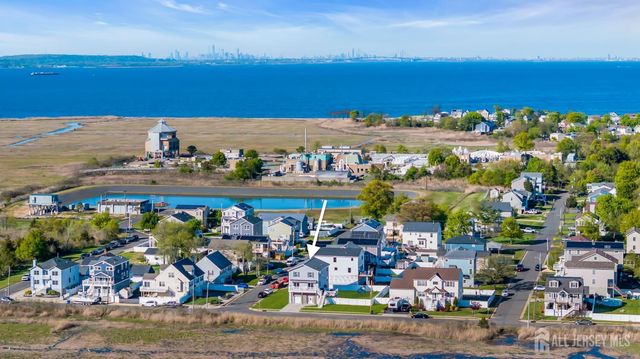 607 BAY Avenue, Union Beach, NJ 07735