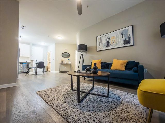 898 Oak Street SW 1211, Atlanta, GA 30310