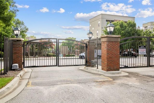 898 Oak Street SW 1211, Atlanta, GA 30310