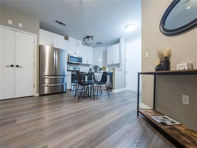 898 Oak Street SW 1211, Atlanta, GA 30310