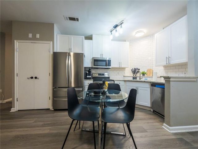 898 Oak Street SW 1211, Atlanta, GA 30310