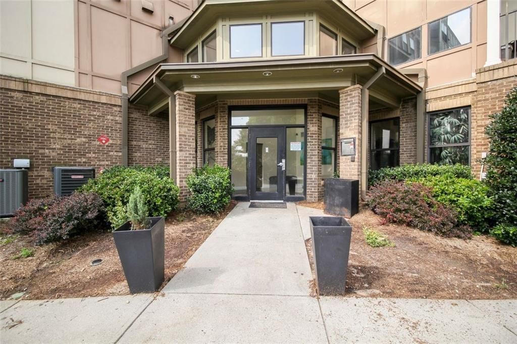 898 Oak Street SW 1211, Atlanta, GA 30310