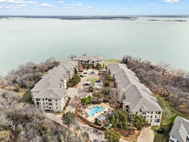 500 Waters Edge Drive 137, Lake Dallas, TX 75065