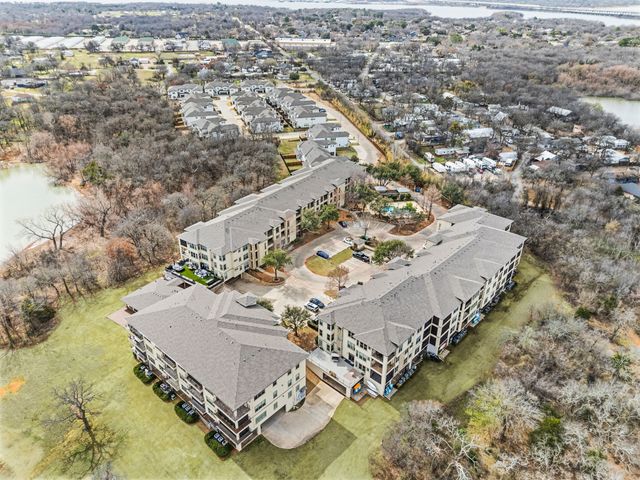 500 Waters Edge Drive 137, Lake Dallas, TX 75065