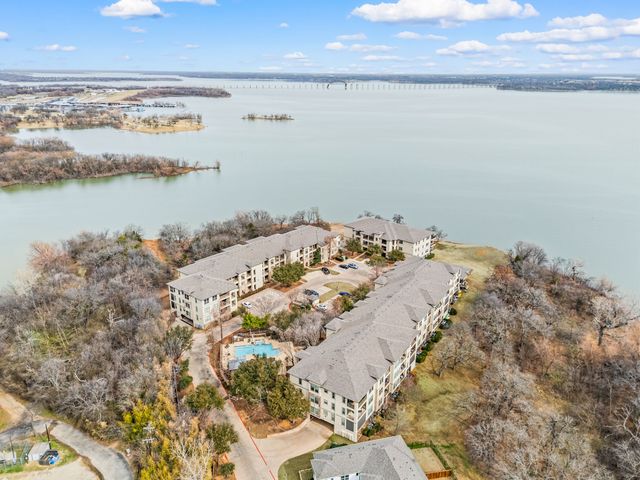 500 Waters Edge Drive 137, Lake Dallas, TX 75065