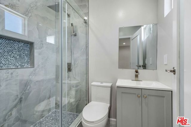 120 W Ellis Avenue, Inglewood, CA 90302