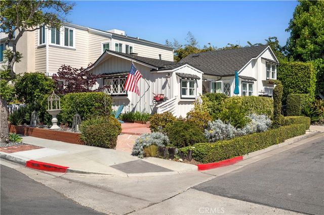 500 Acacia, Corona Del Mar, CA 92625