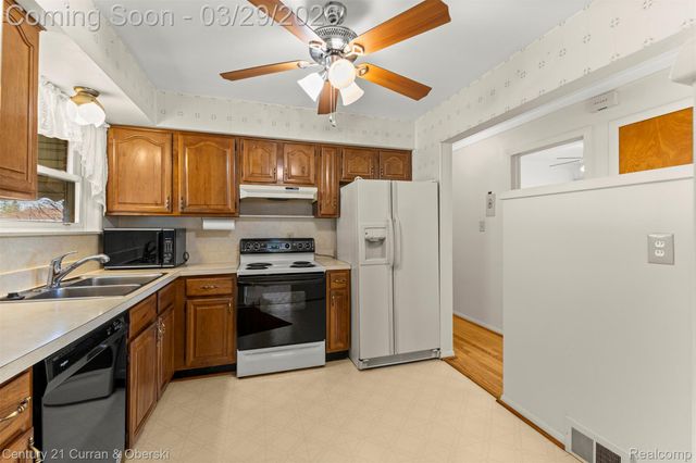 3575 Furgerson Street, Melvindale, MI 48122