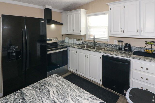 24300 AIRPORT ROAD 67, Punta Gorda, FL 33950