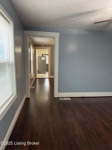 216 N 25th St, Louisville, KY 40212