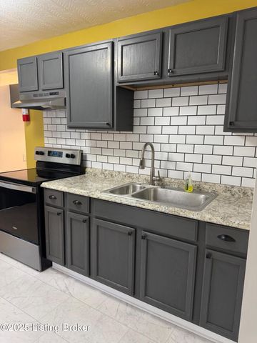 216 N 25th St, Louisville, KY 40212