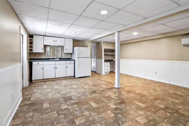 32 Winter St, Marlborough, MA 01752