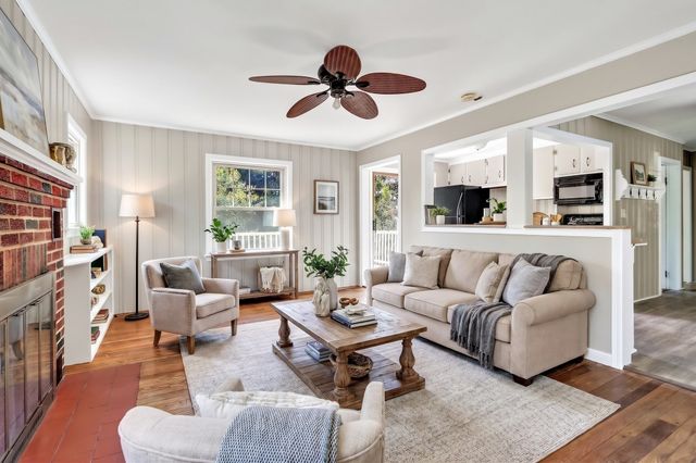 32 Winter St, Marlborough, MA 01752