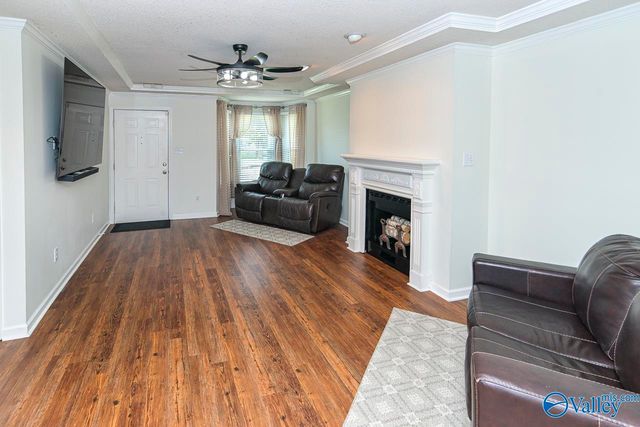 301 Woodridge Drive SW, Decatur, AL 35601