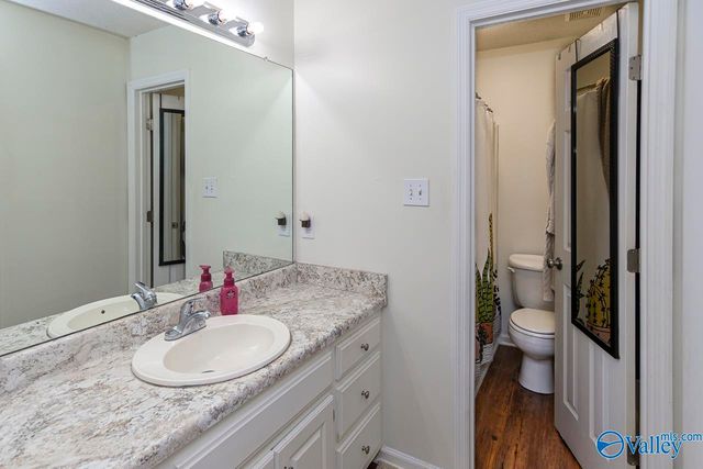 301 Woodridge Drive SW, Decatur, AL 35601