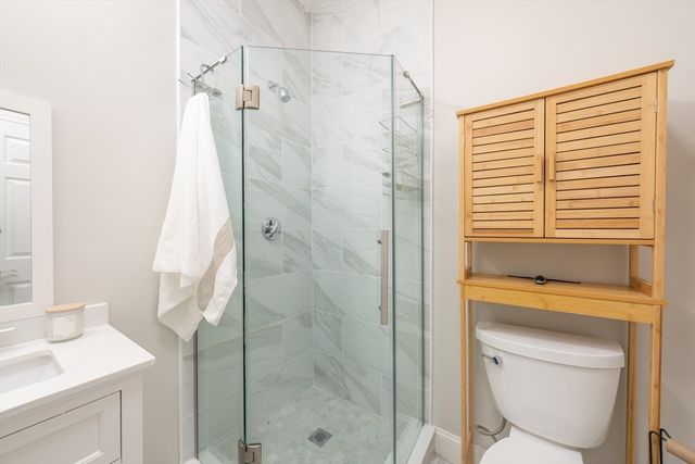 104 Thorndike St 1, Cambridge, MA 02141