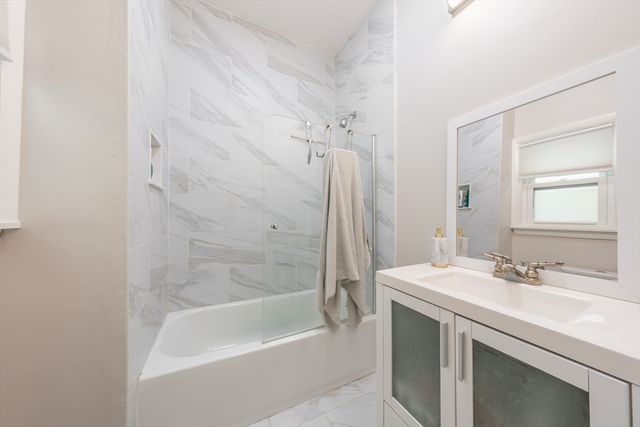 104 Thorndike St 1, Cambridge, MA 02141