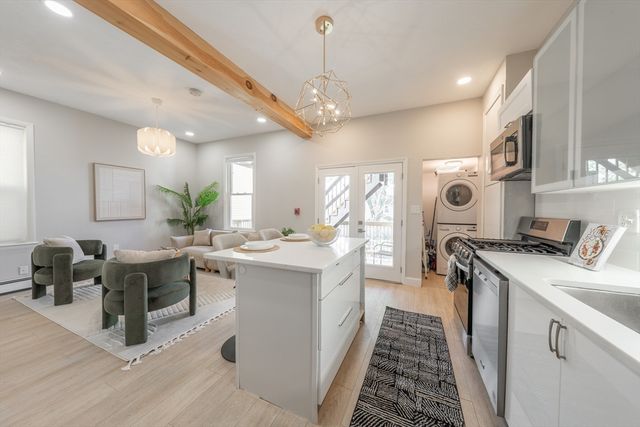 104 Thorndike St 1, Cambridge, MA 02141