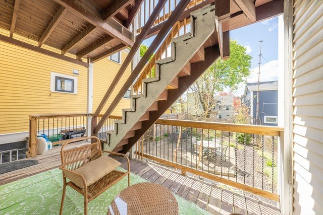 104 Thorndike St 1, Cambridge, MA 02141