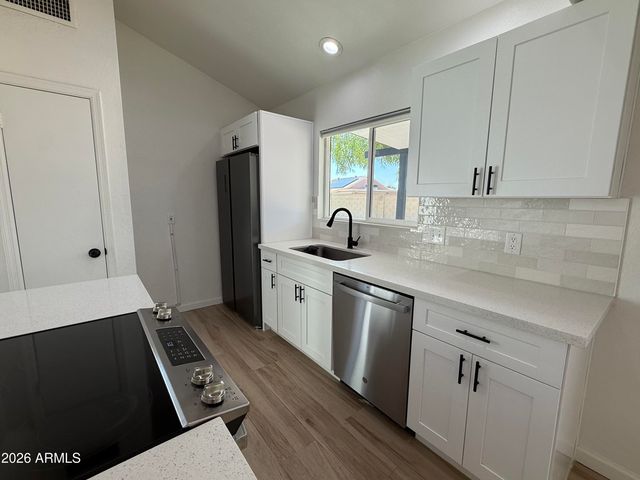 4528 W Kristal Way, Glendale, AZ 85308