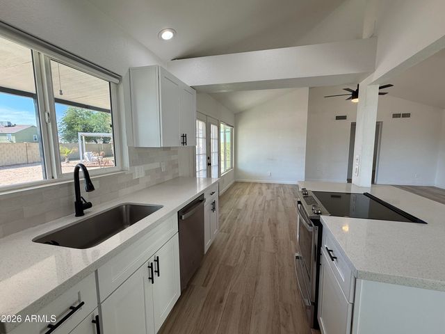 4528 W Kristal Way, Glendale, AZ 85308