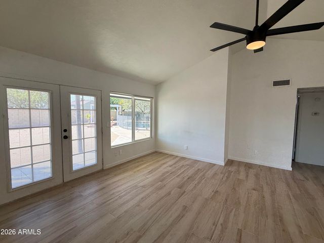 4528 W Kristal Way, Glendale, AZ 85308