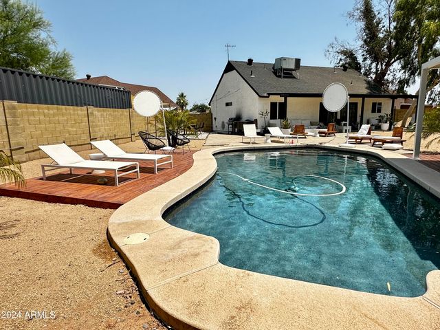4528 W Kristal Way, Glendale, AZ 85308