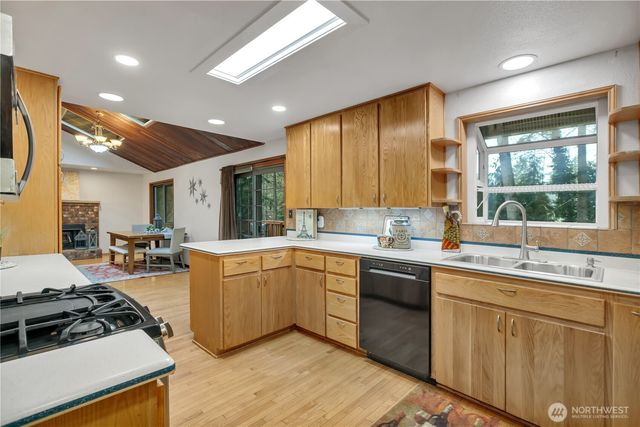 20632 SE 288th Place, Kent, WA 98042