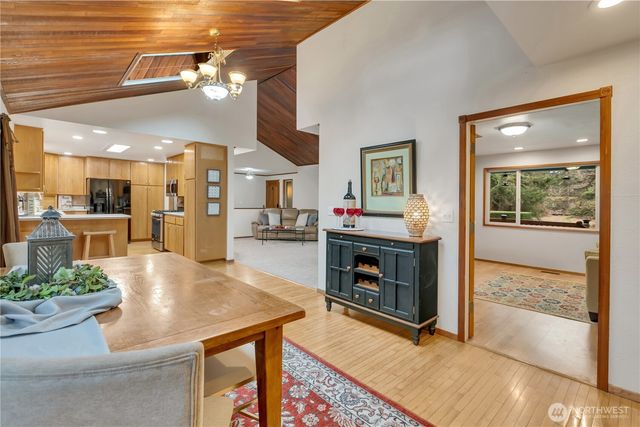 20632 SE 288th Place, Kent, WA 98042