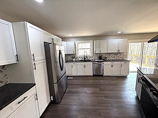 6405 Pixie Place, Nashport, OH 43830