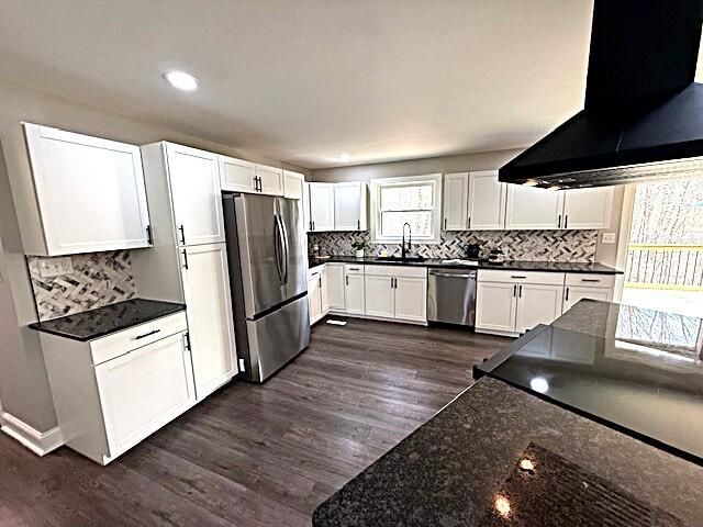 6405 Pixie Place, Nashport, OH 43830