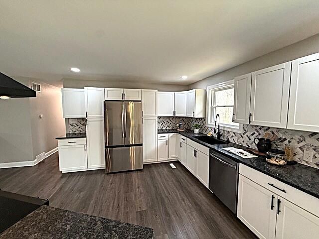 6405 Pixie Place, Nashport, OH 43830