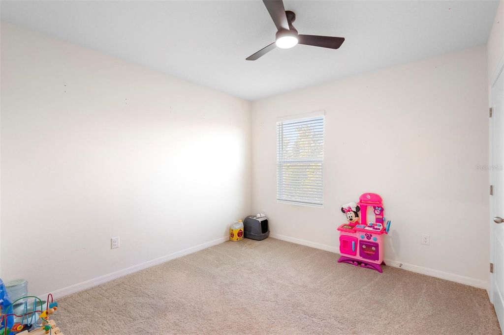 Image 11 of property listing at 821 AMHURST DRIVE, Orange City, FL 32763