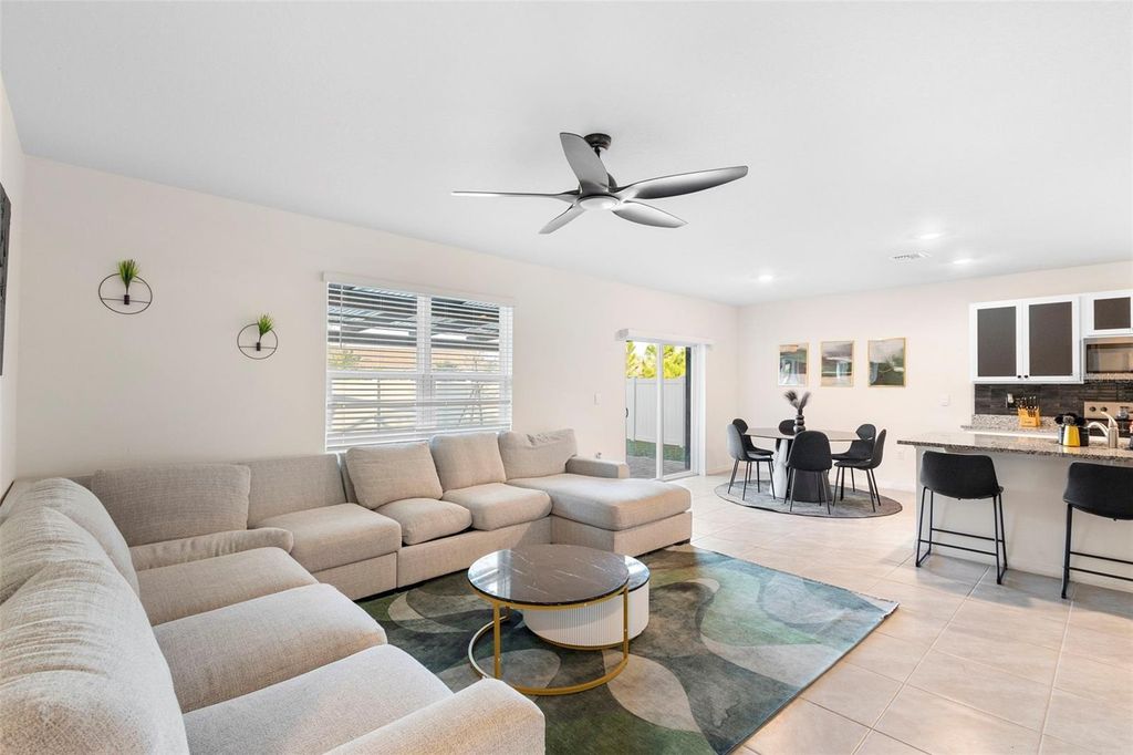 Image 23 of property listing at 821 AMHURST DRIVE, Orange City, FL 32763