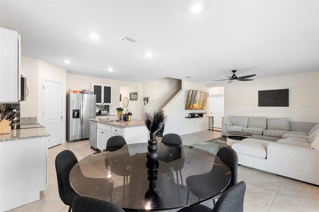 Image 25 of property listing at 821 AMHURST DRIVE, Orange City, FL 32763