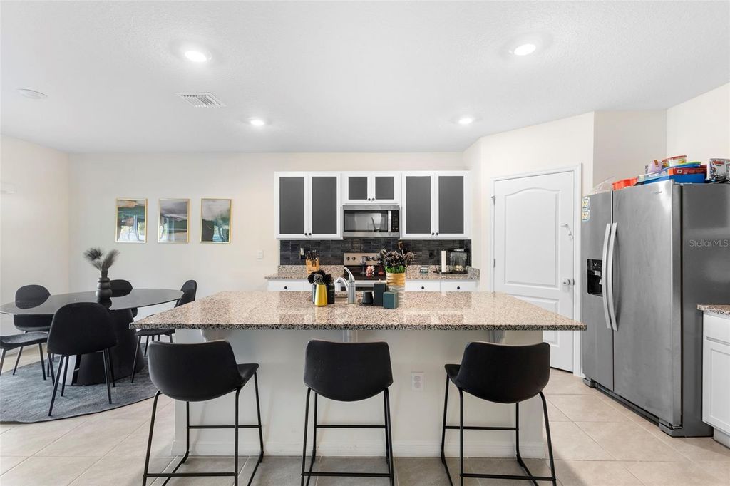 Image 29 of property listing at 821 AMHURST DRIVE, Orange City, FL 32763