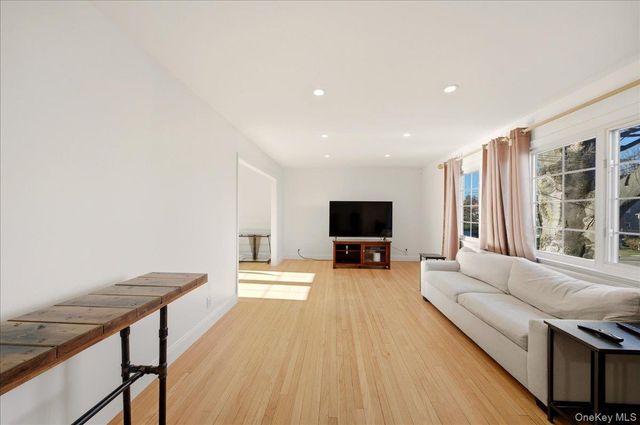 144 Bell Road, Scarsdale, NY 10583