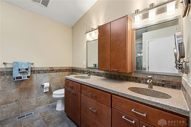 2488 Stewart Road, Xenia, OH 45385