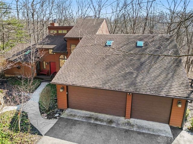 2488 Stewart Road, Xenia, OH 45385